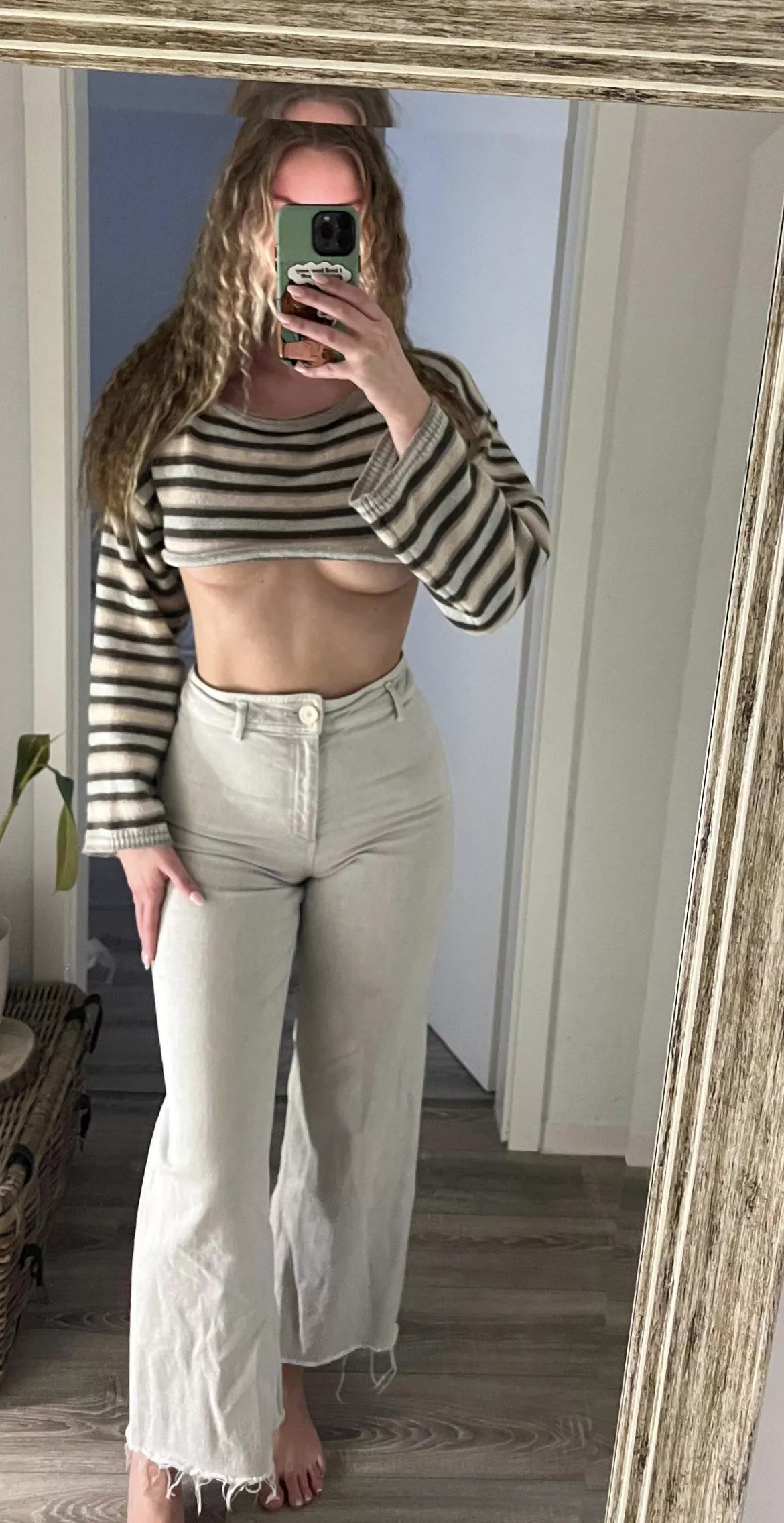 Coffee date outfit