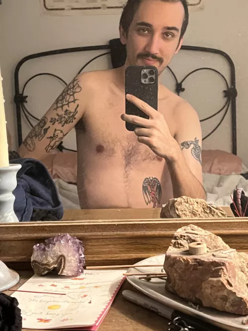 do i count as a hot guy with tattoos? older pic of me feeling myself