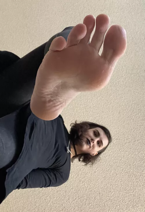 Ever been stepped on by a trans girl? 😈