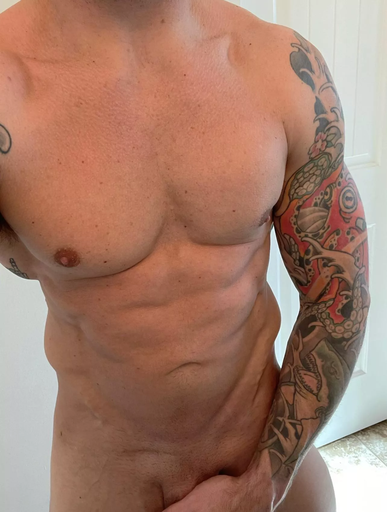 Fresh out of the shower😈