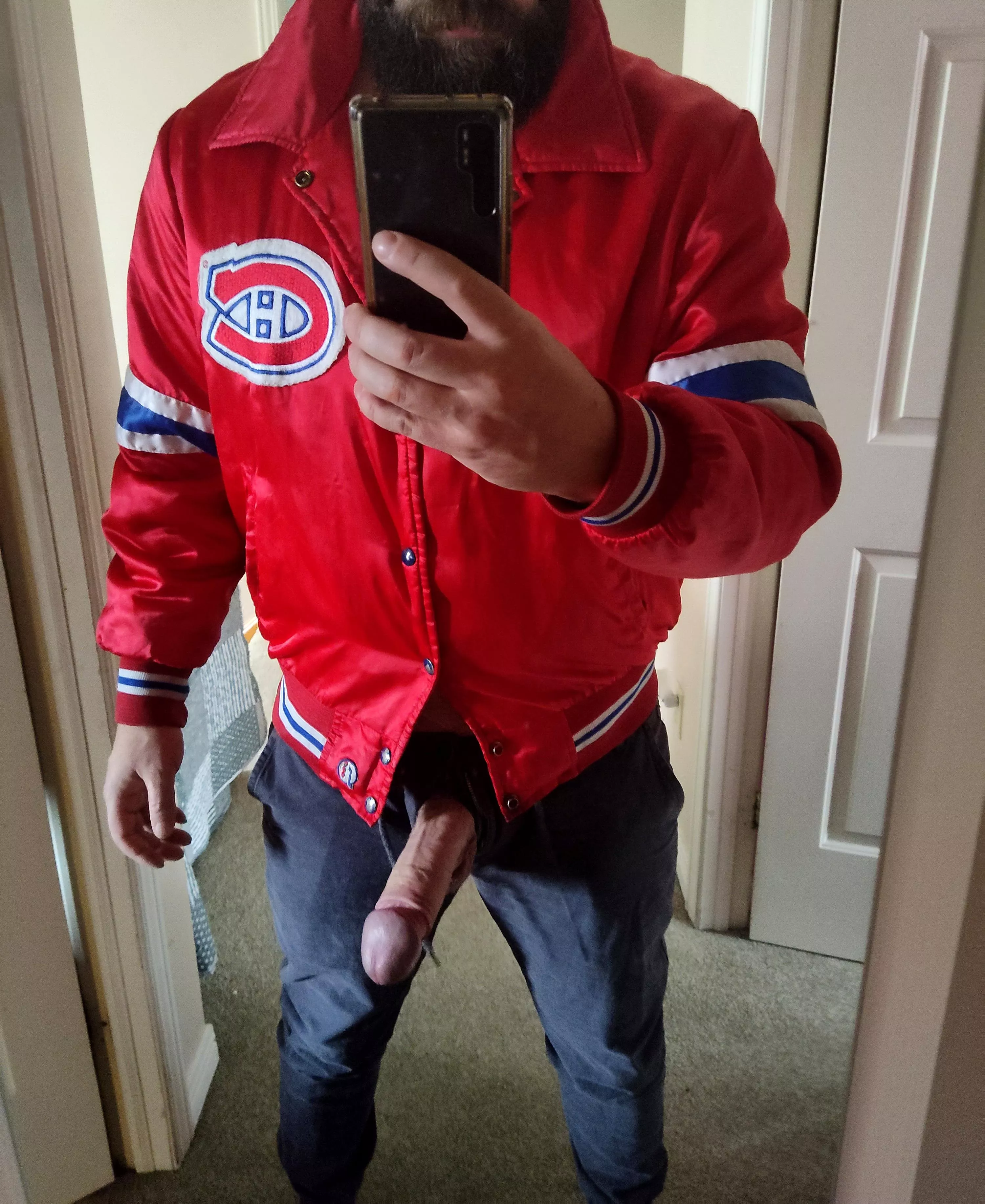 Hate it when I forget to do up my zipper [35]