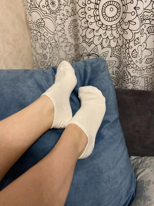 I love massaging my feet