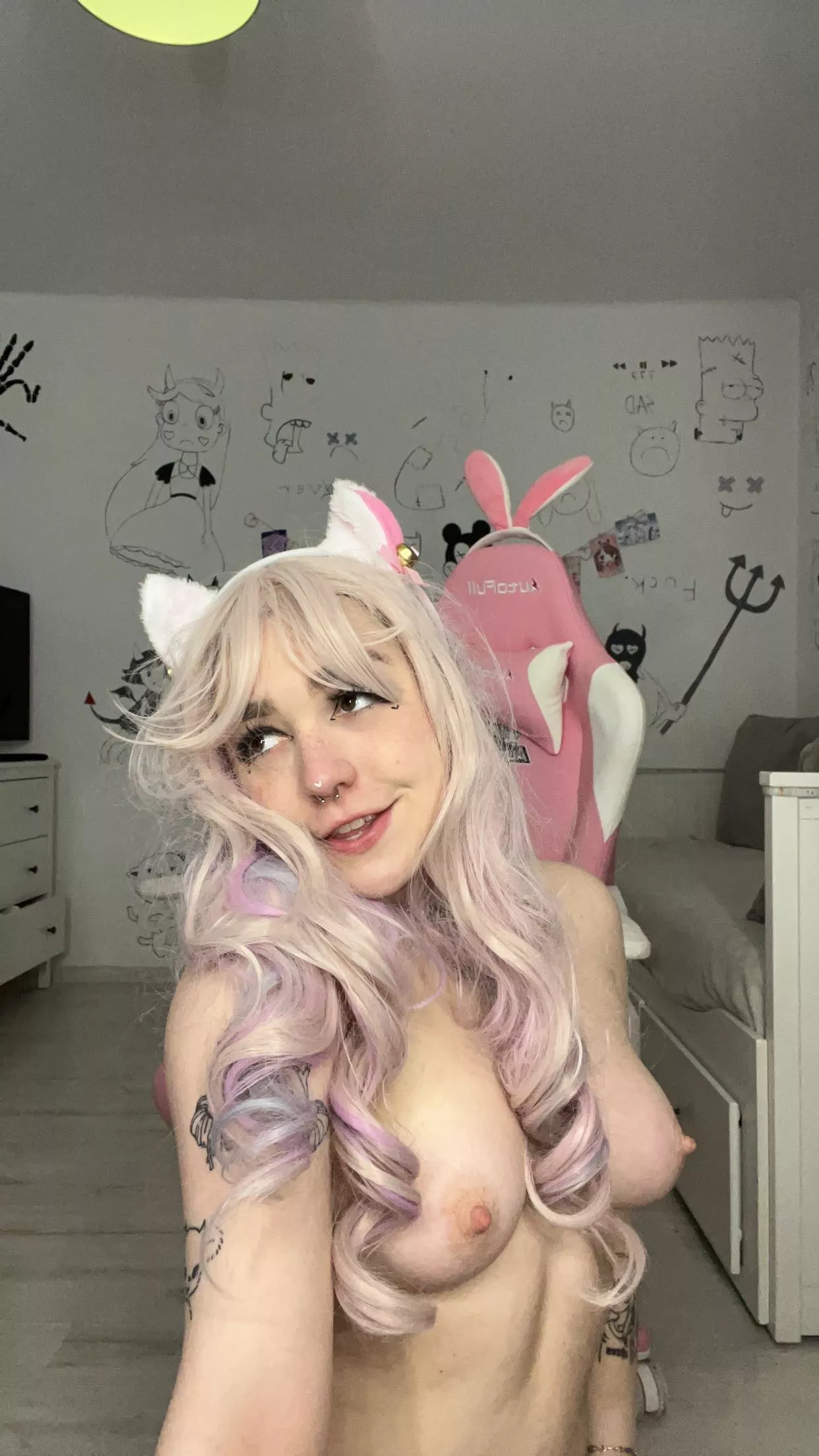 I love taking me cute selfies every morning