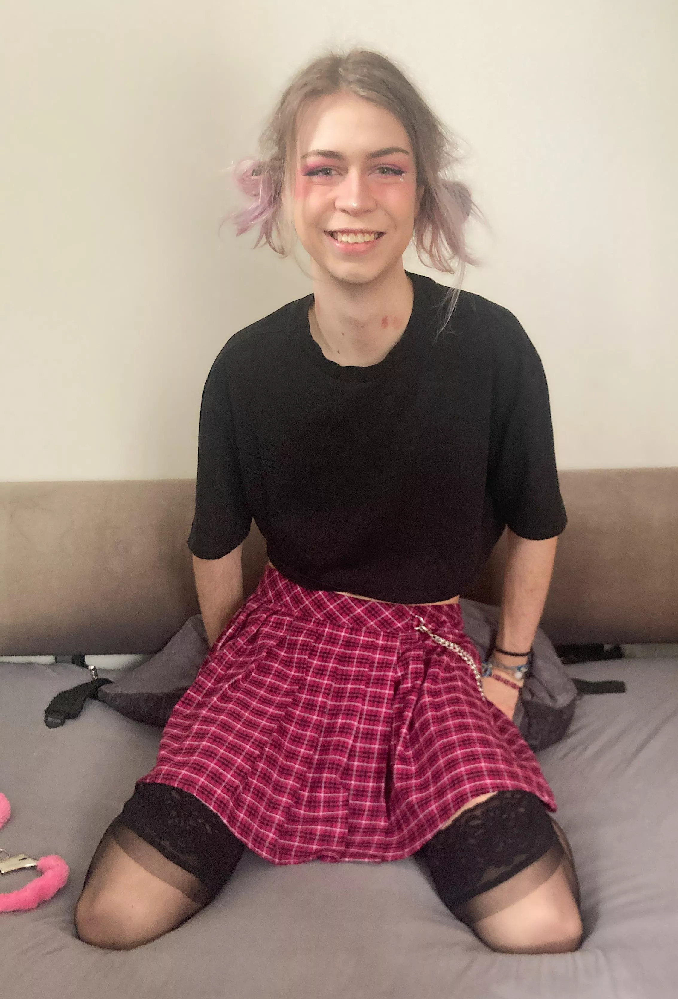 I wanna be the cutest girl ever, how am i doing?