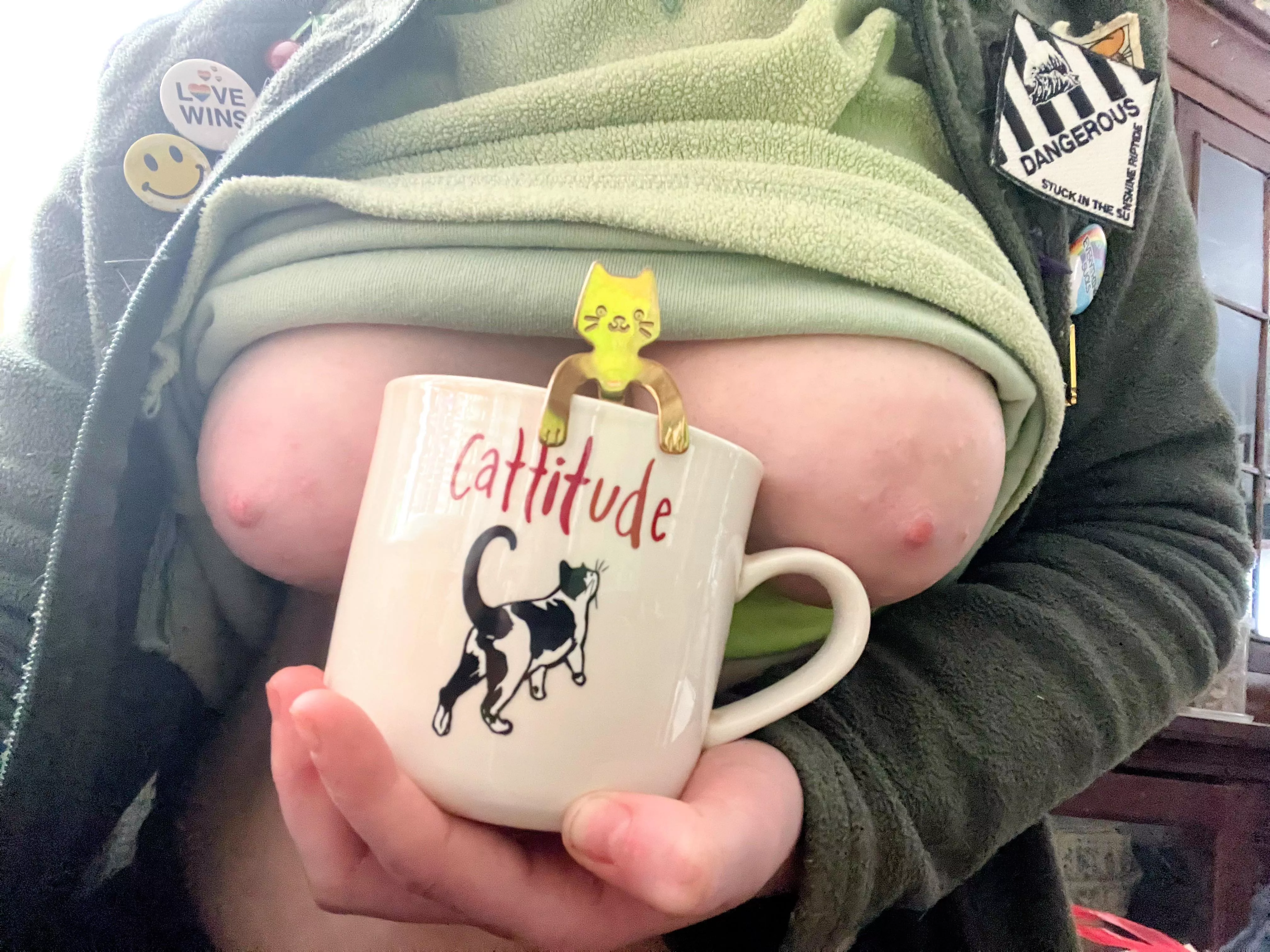 I’m a caffeinated cat 🐱