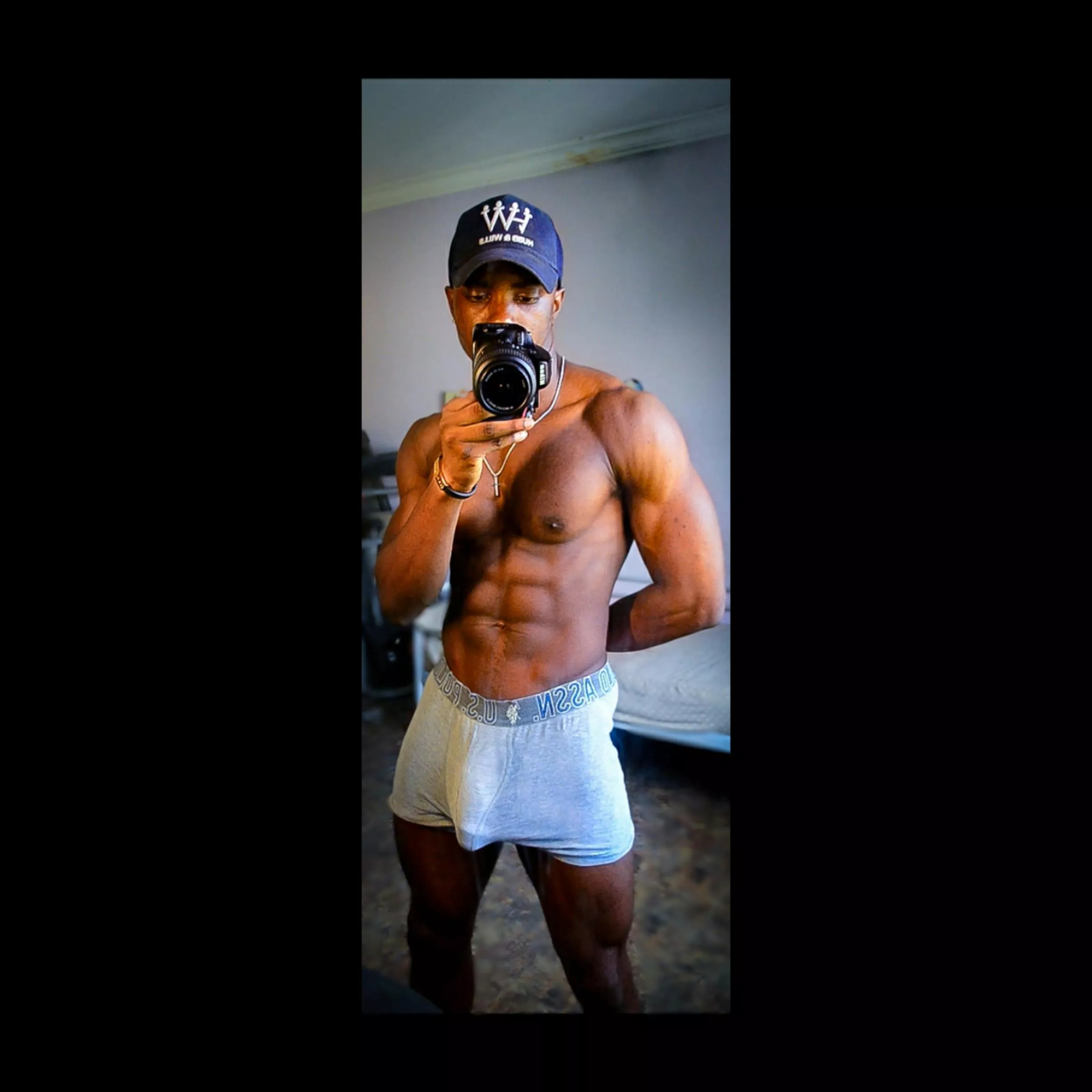 Lend me a hand, will you?