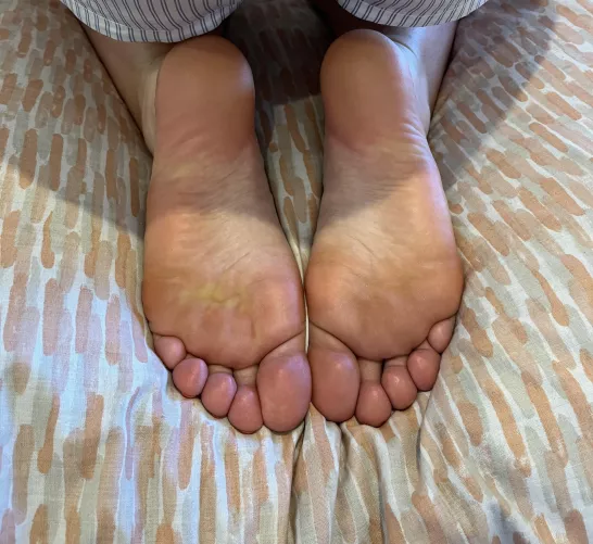 My pink peachy soles wishing they had a face buried in them right now!
