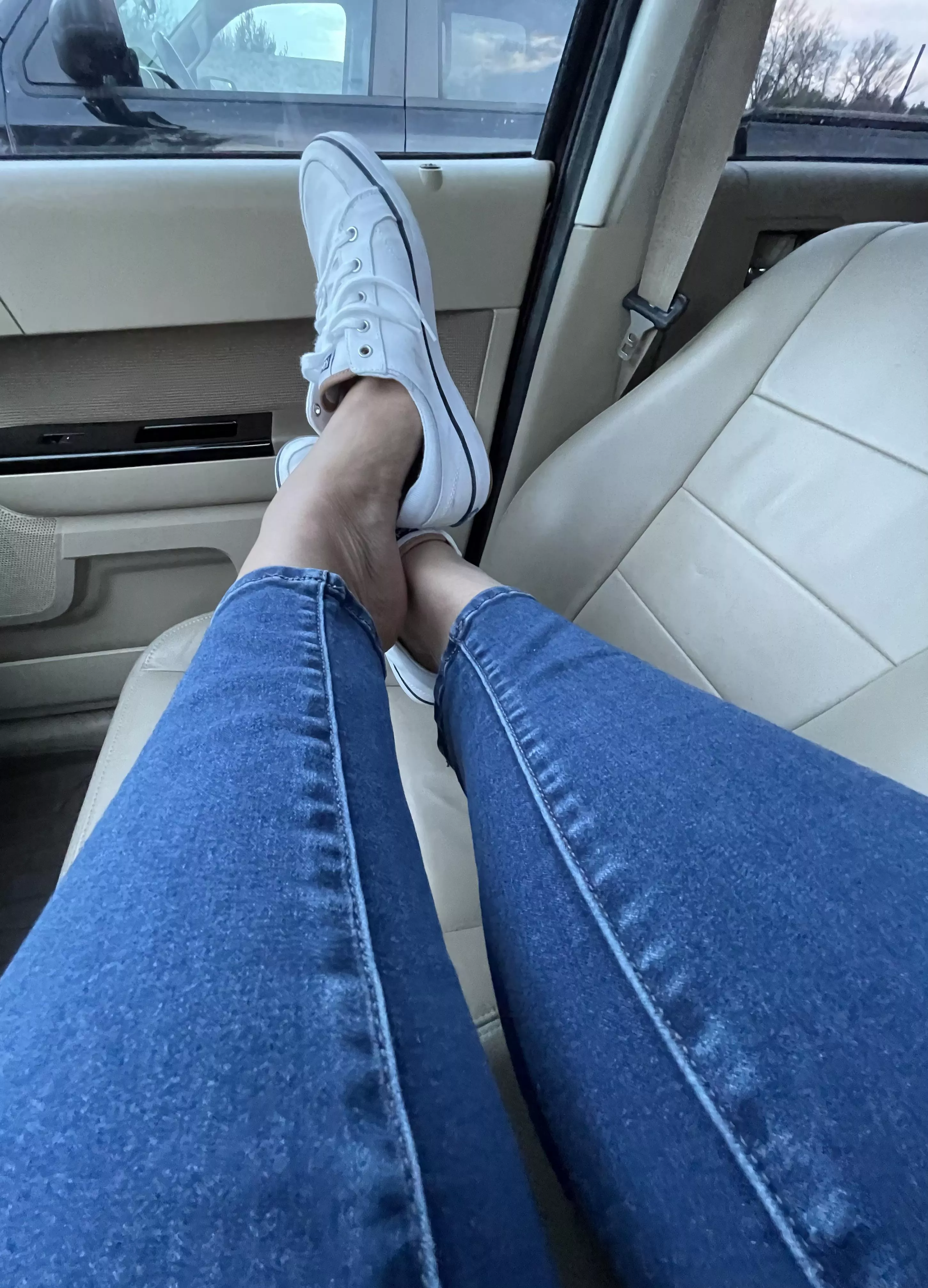 No socks today ☺️ who wants to lick them clean? (OC)