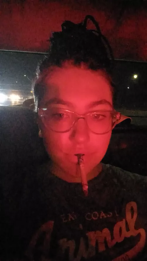 Regular or menthol cigarette?