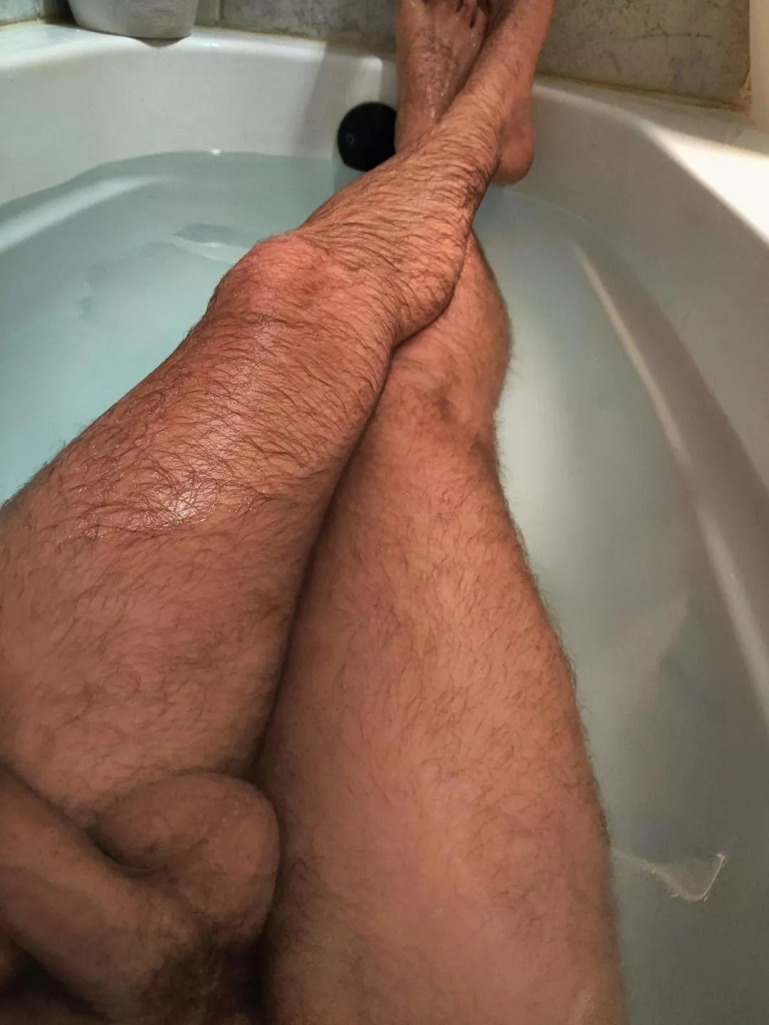 Resting after a long shift! Does anyone have a bigger tub for 2?