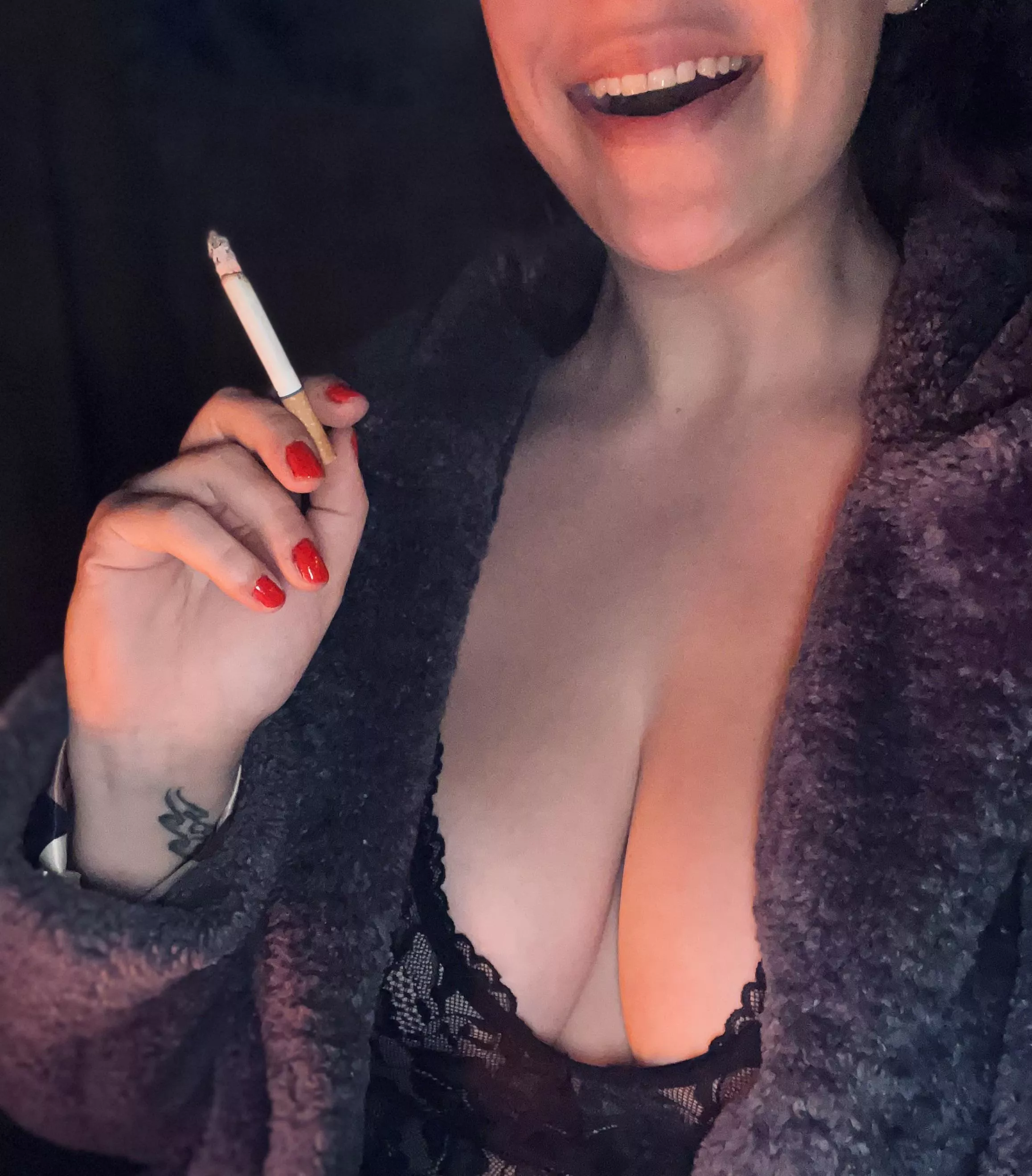 smokey smiles ☺️