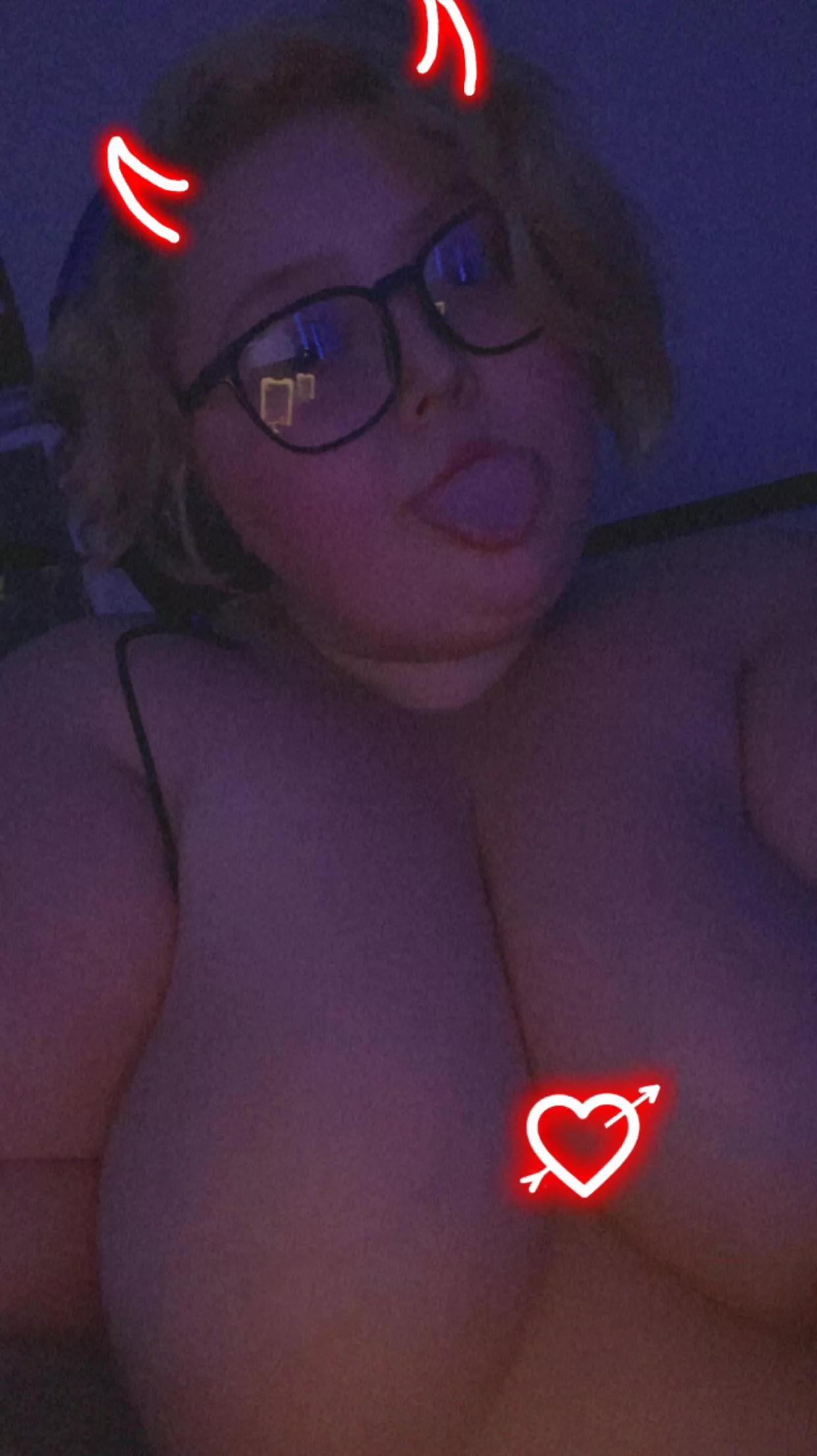 Someone give me a reason to make some content 😏