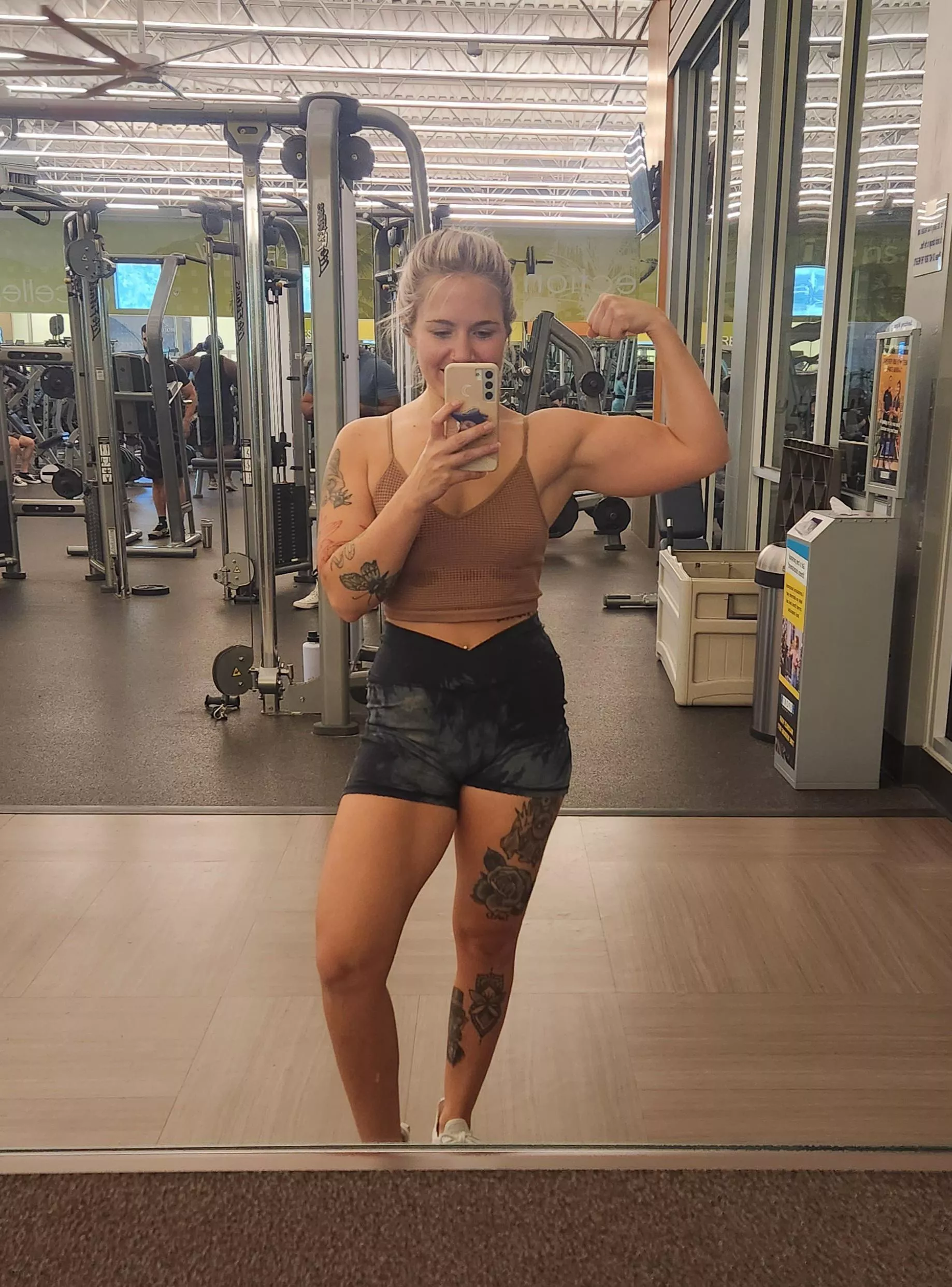 Soon enough I'll never have to go to the gym with the shitty lighting again woohoo