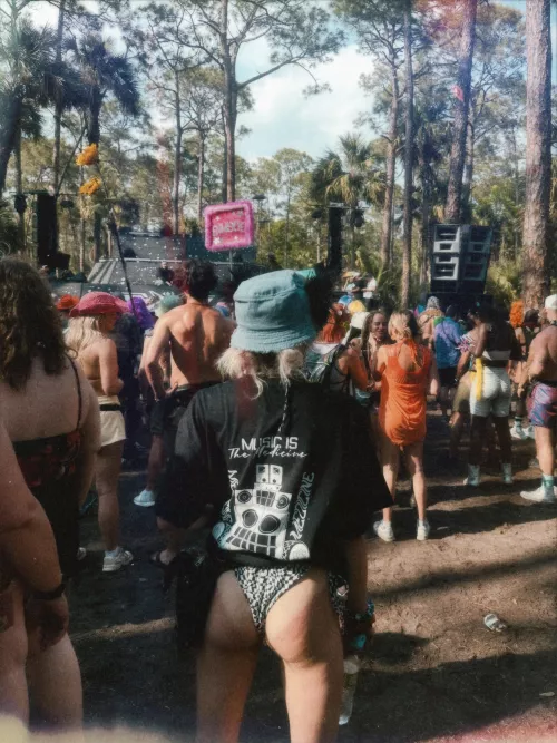 Sunburnt cheeks at Okeechobee