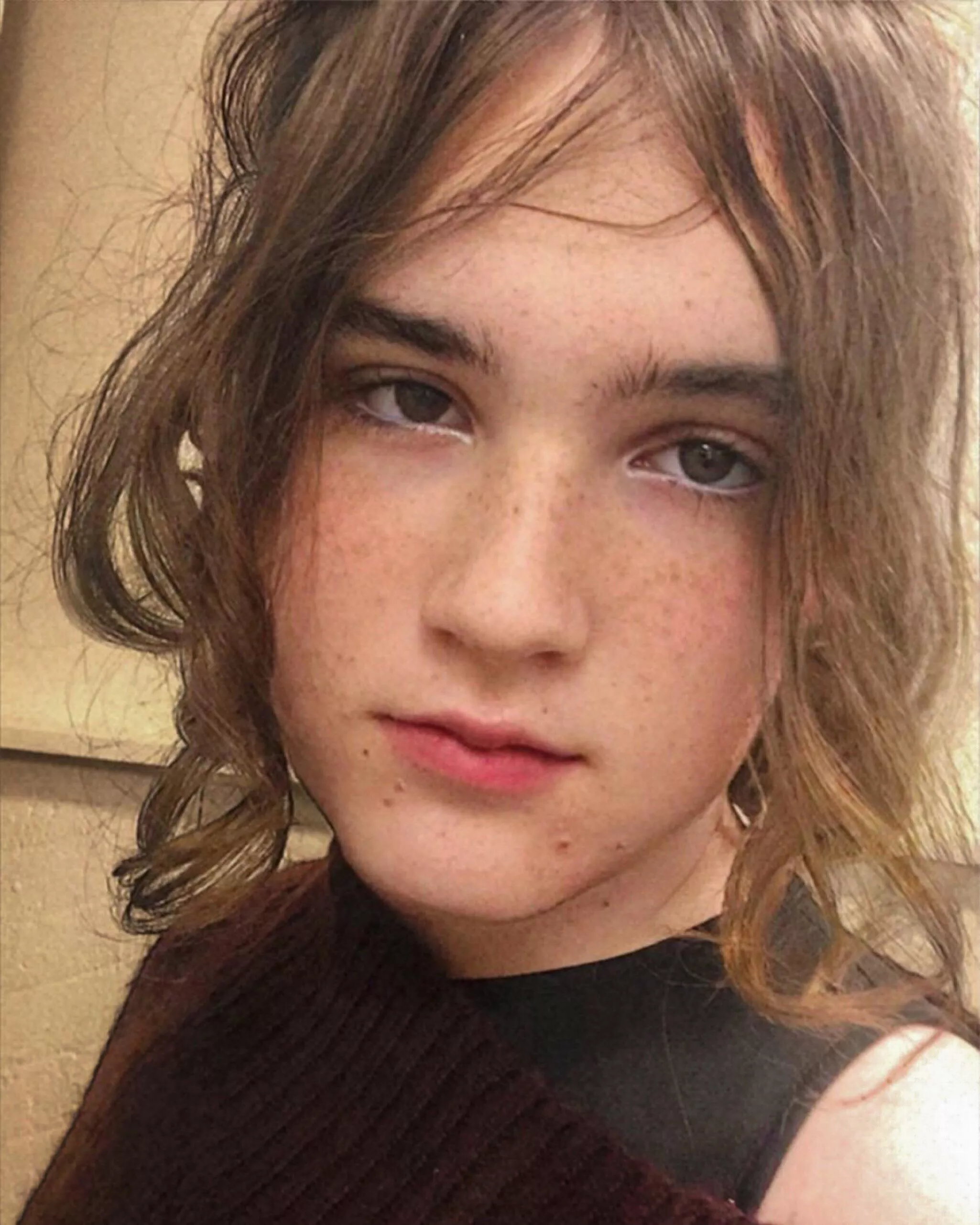 This my serious face >: <