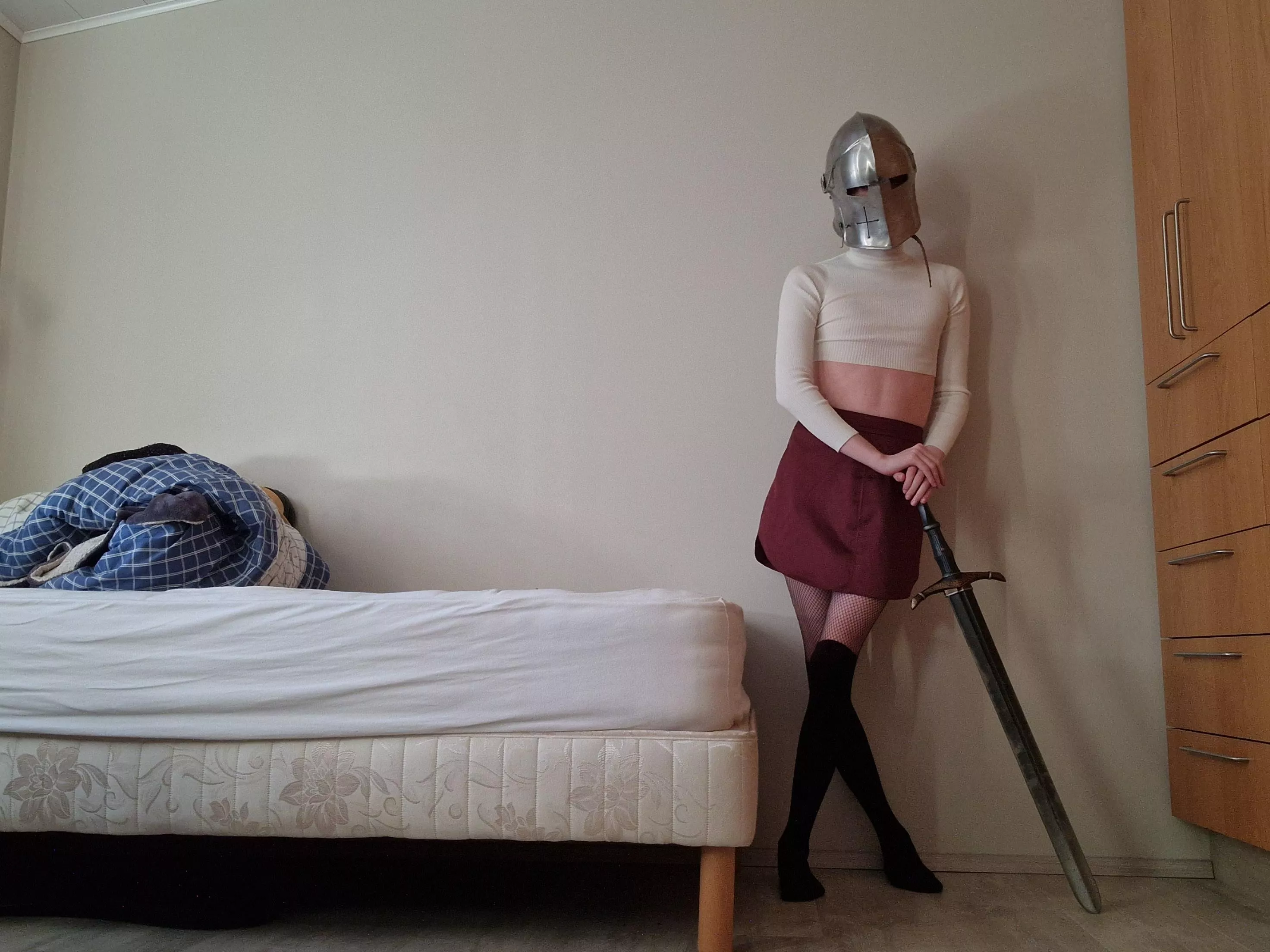 uhh at ease, fellow knights?