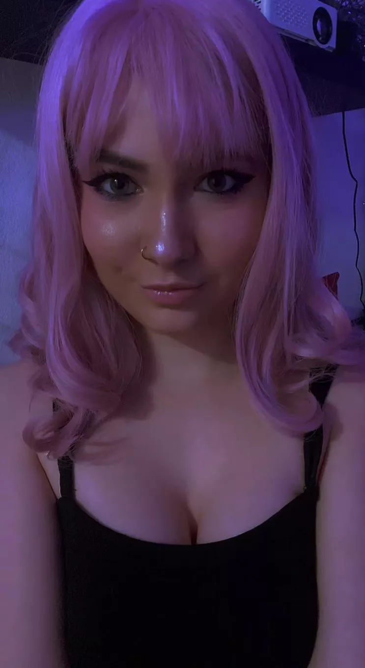 What do you think of my pink hair?