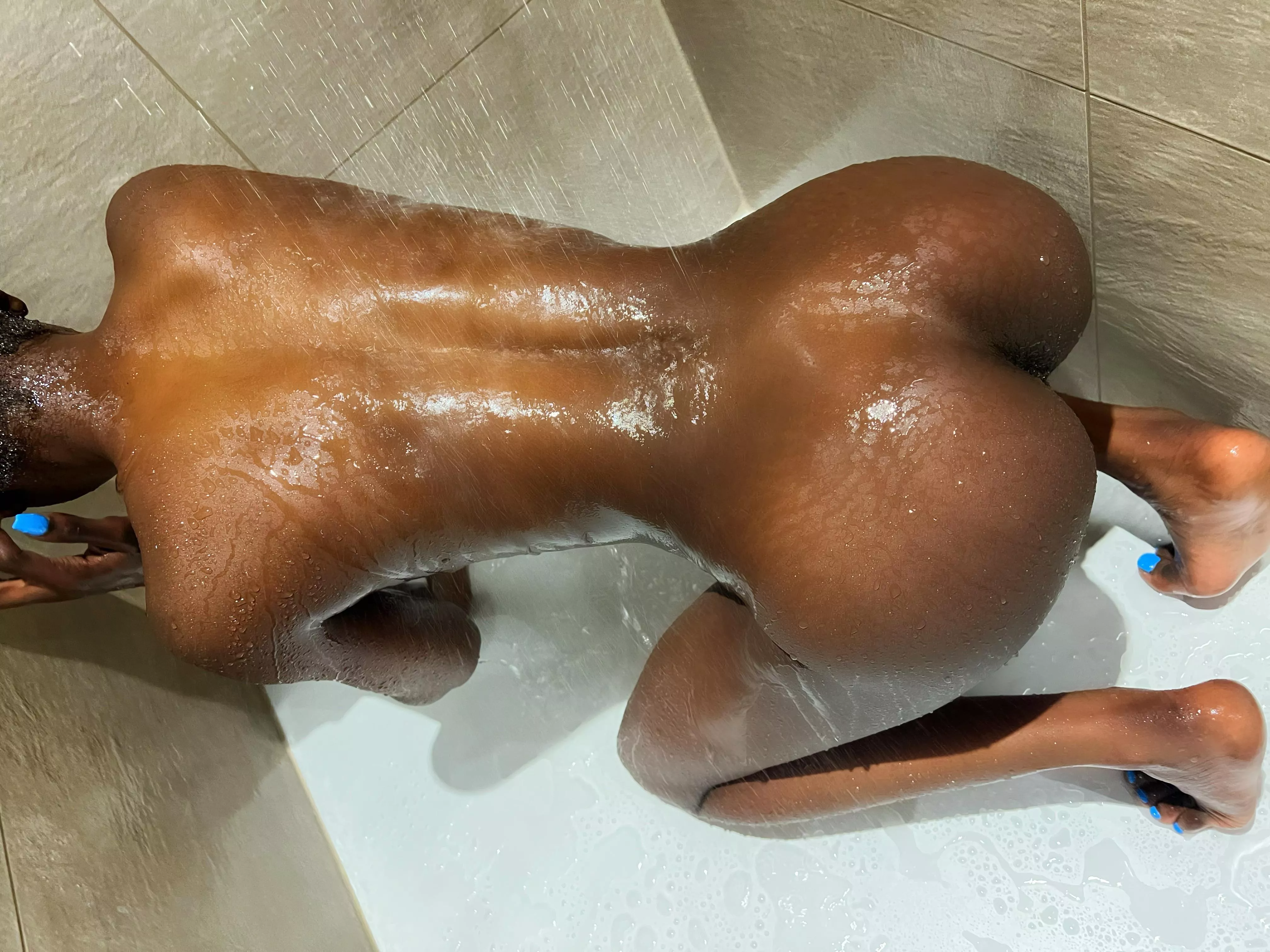 (18) If even 5 white guys like this, I'll celebrate and fuck myself