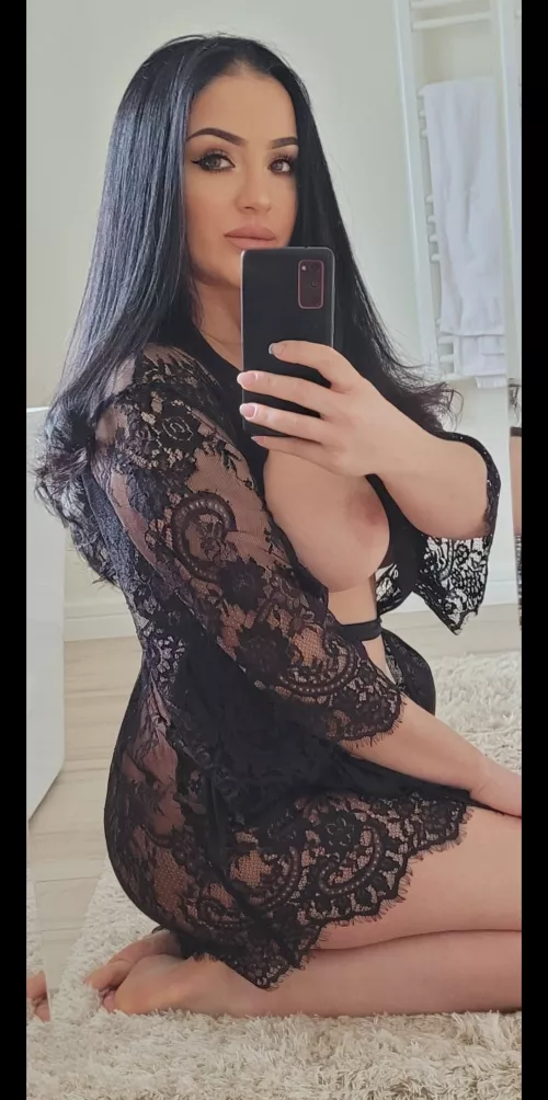 37F milf : Do you know what day is?