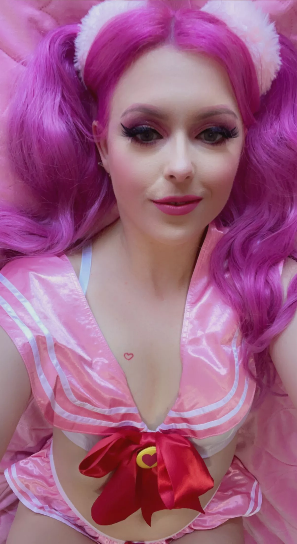 can you send love to my pinkyy hair? 🥰