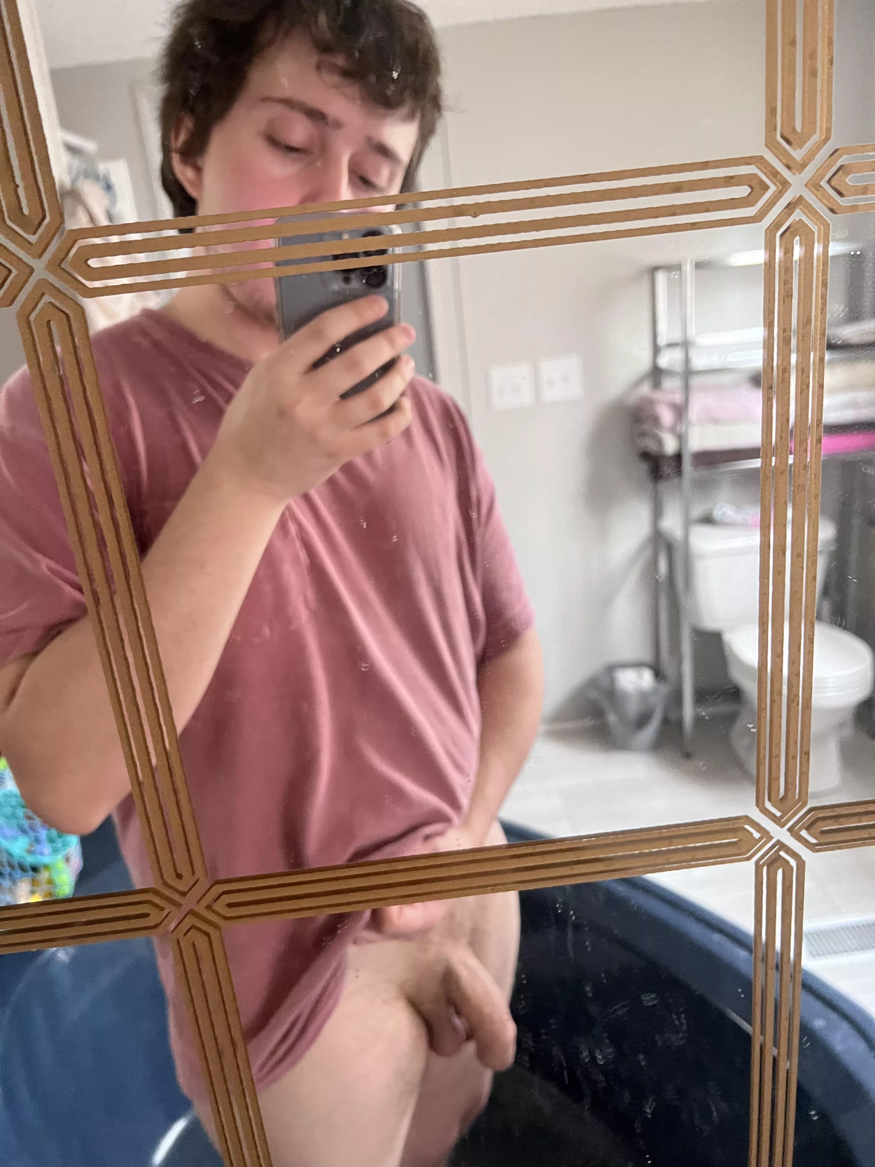 Chubby 21m wanting to play🥰