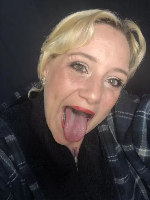 Cum in here please xx