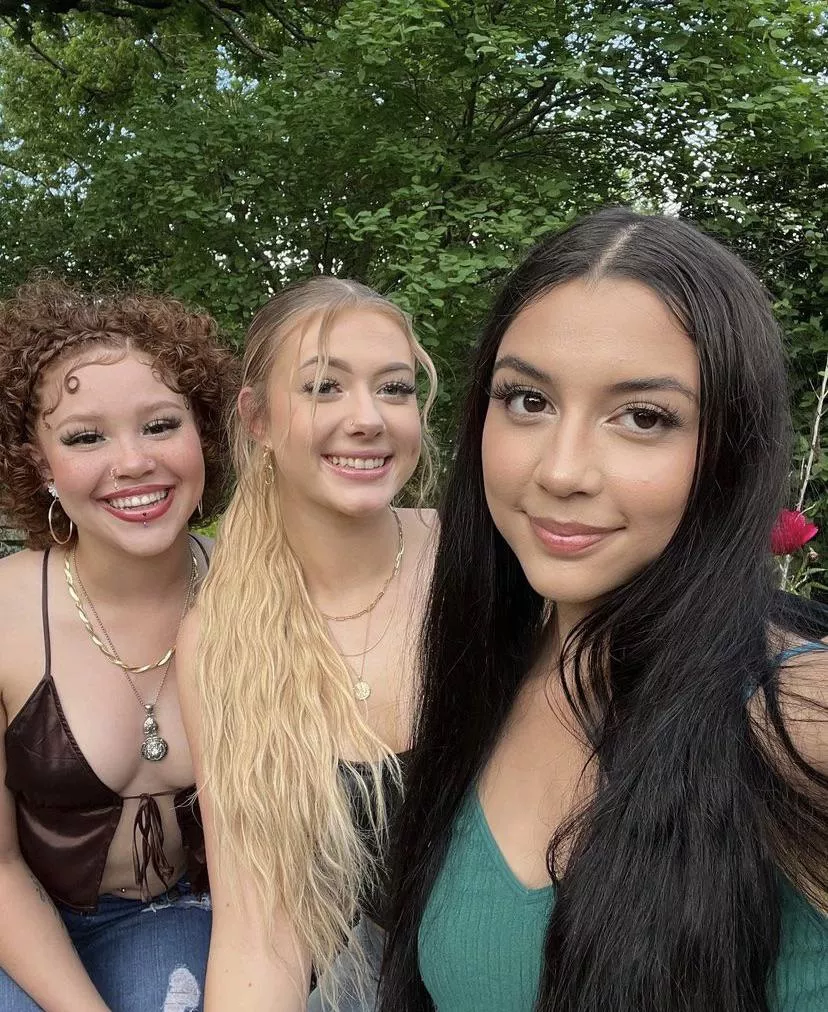 Cute faces and friends