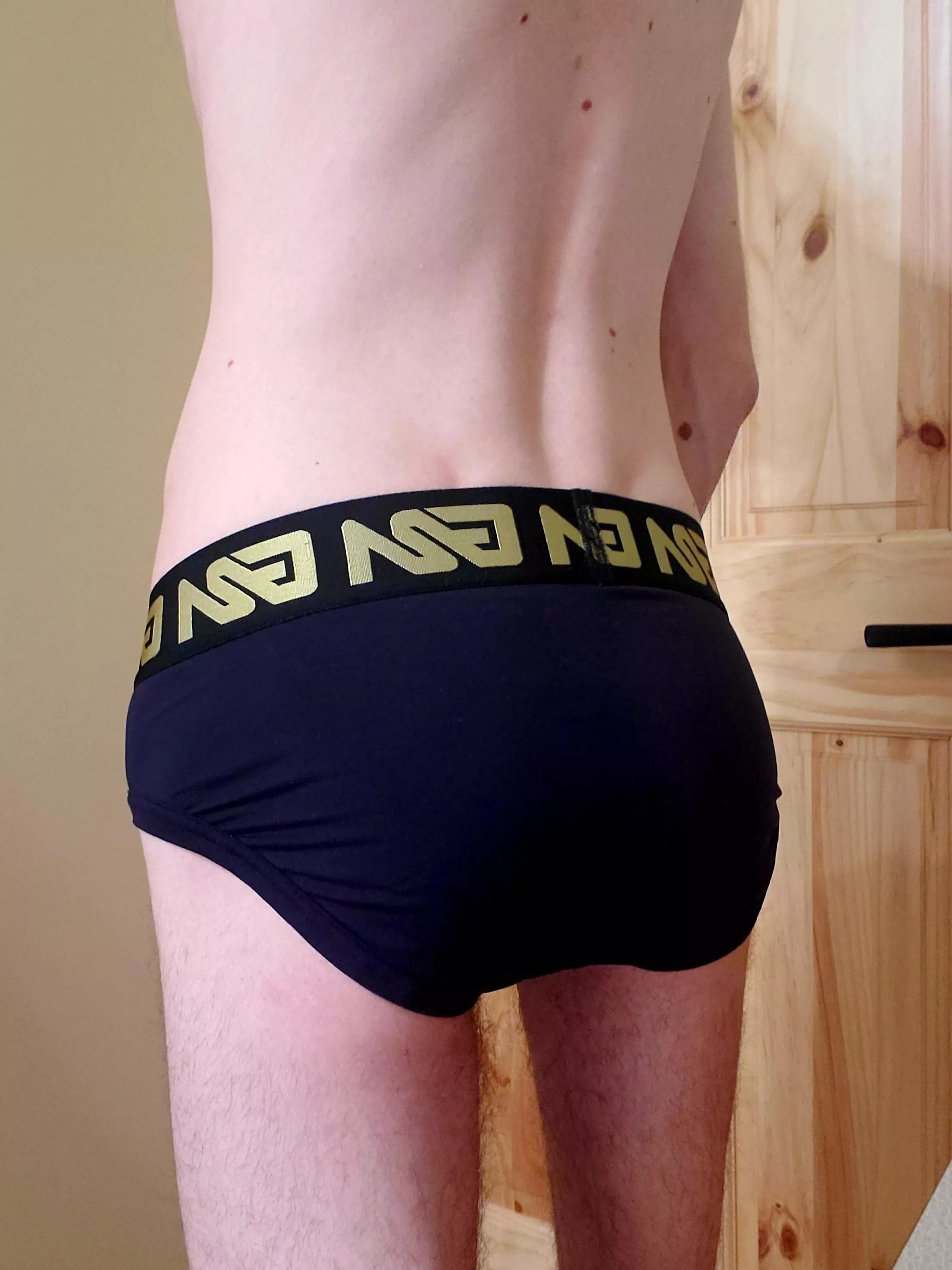 Do you like my ass in these? 🍑