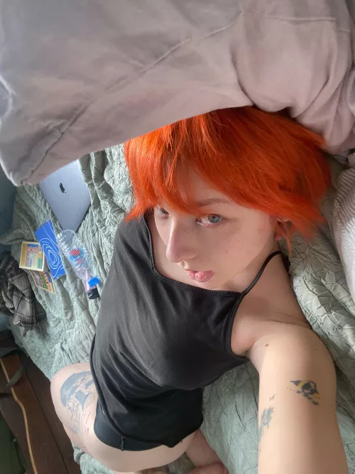 hey babbies ☁️ thinking about posting again 😳