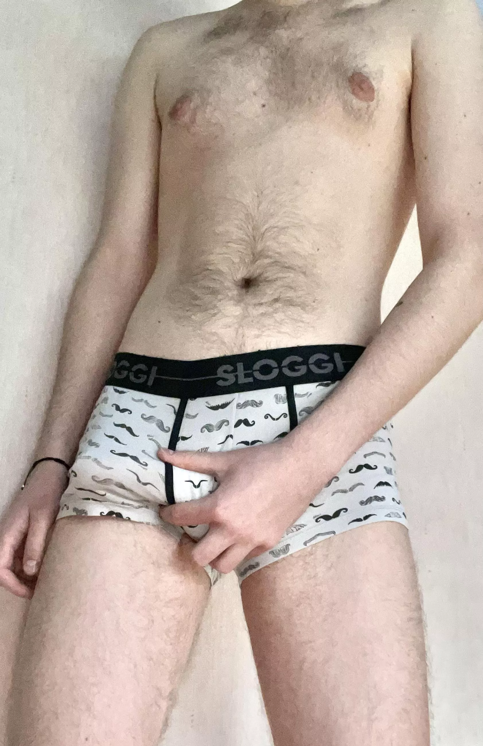 I really had to hold it down, so it doesnt come out