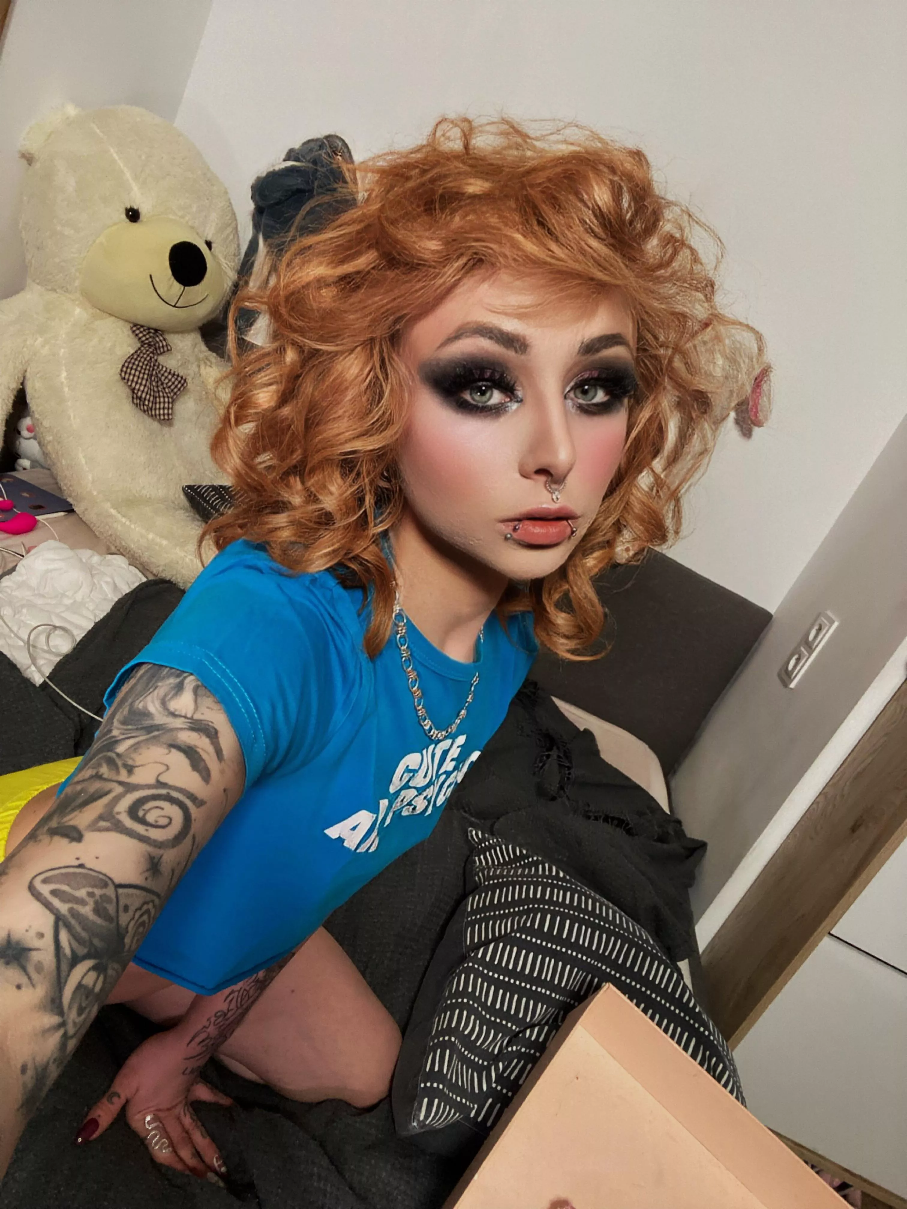 I will stream on chaturbate in about 40 min ✨ https://m.chaturbate.com/cloudie_x3/