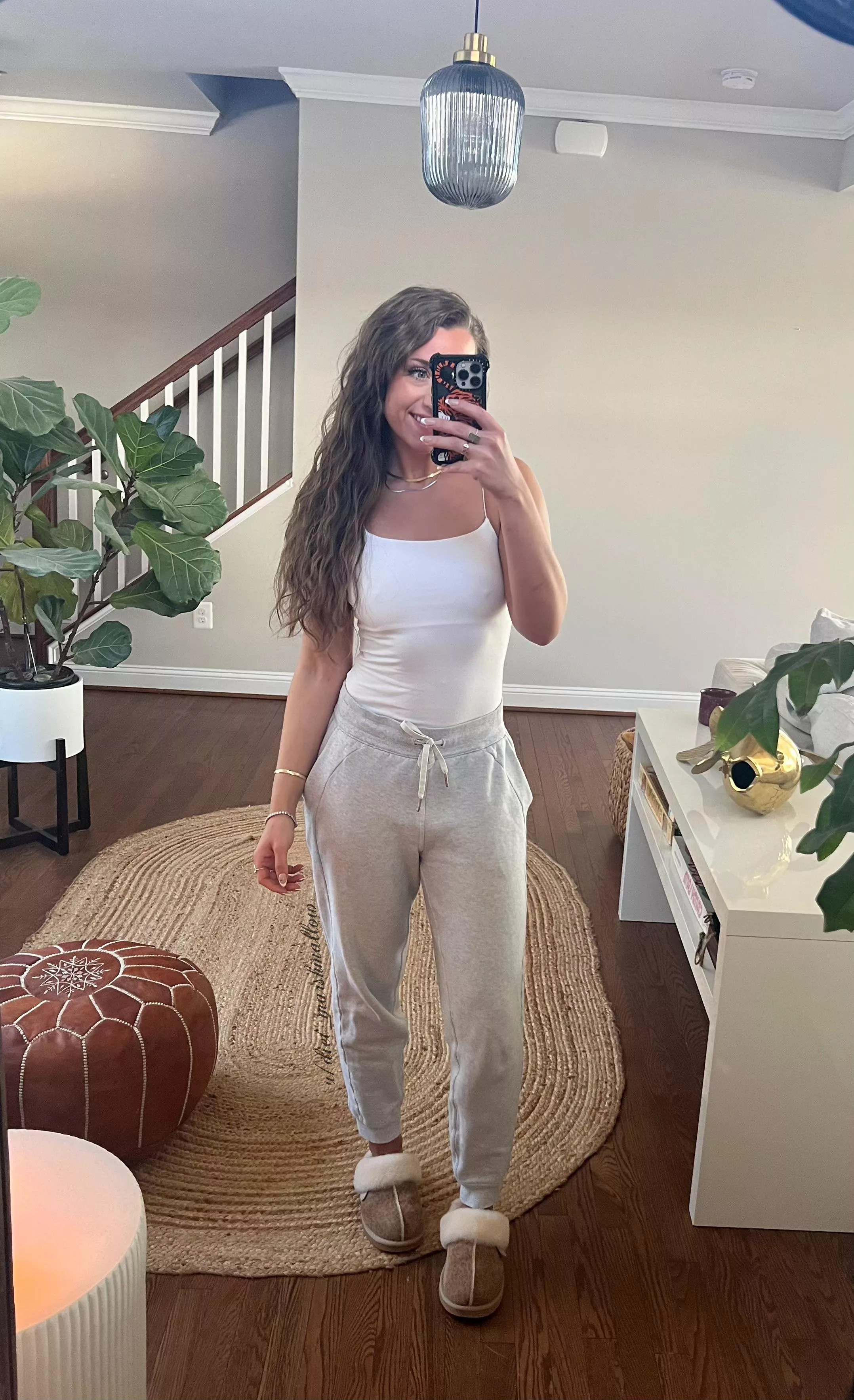 Loungewear kinda day 💕 [f]