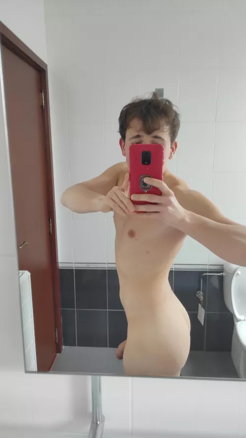 mirror selfie 🤳😊