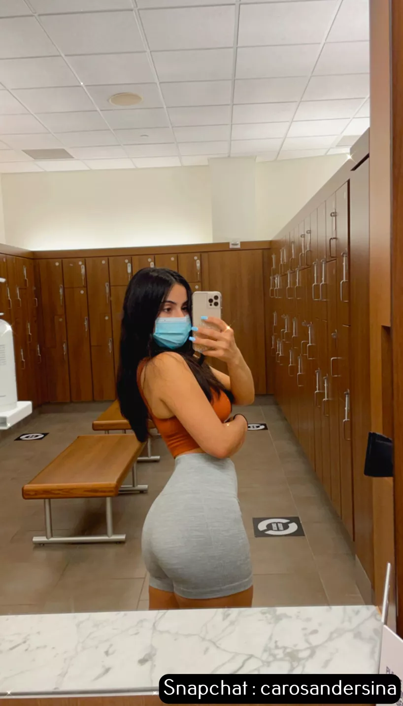 Pick me up and fill me up? 😜