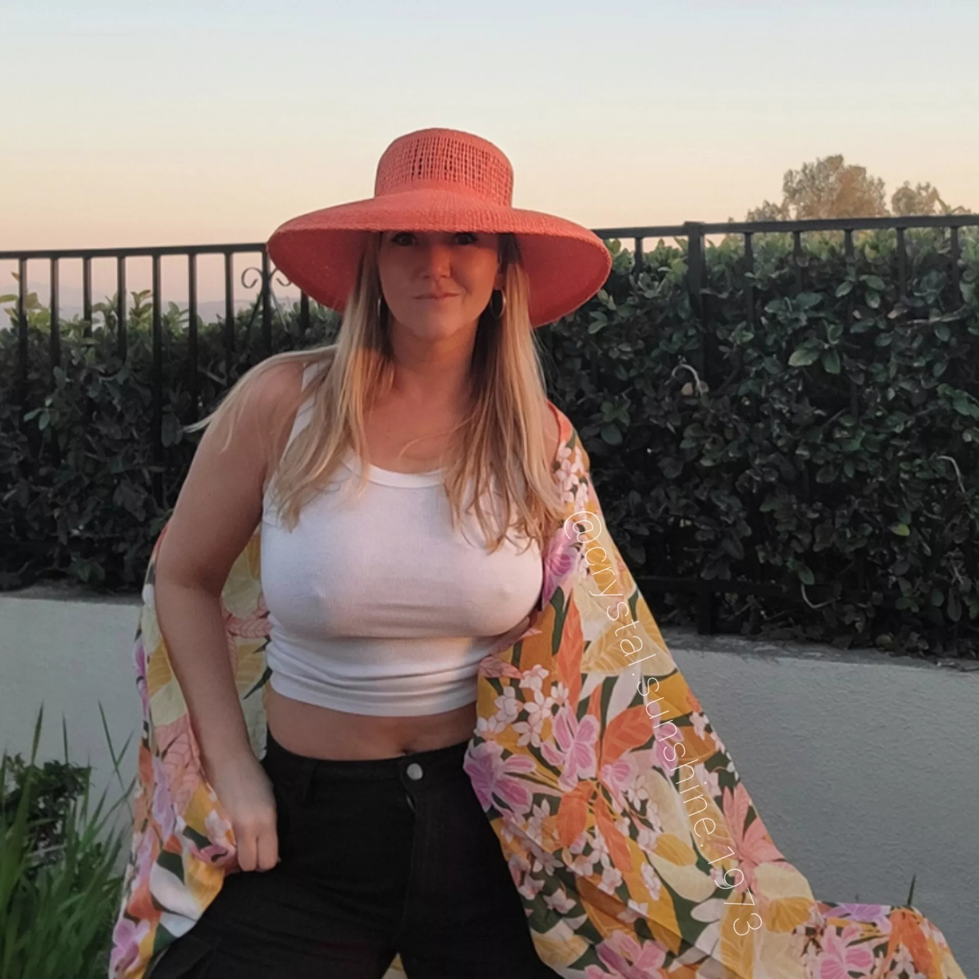 They look so nice and round for all natural, braless and 2 kids later [F49]