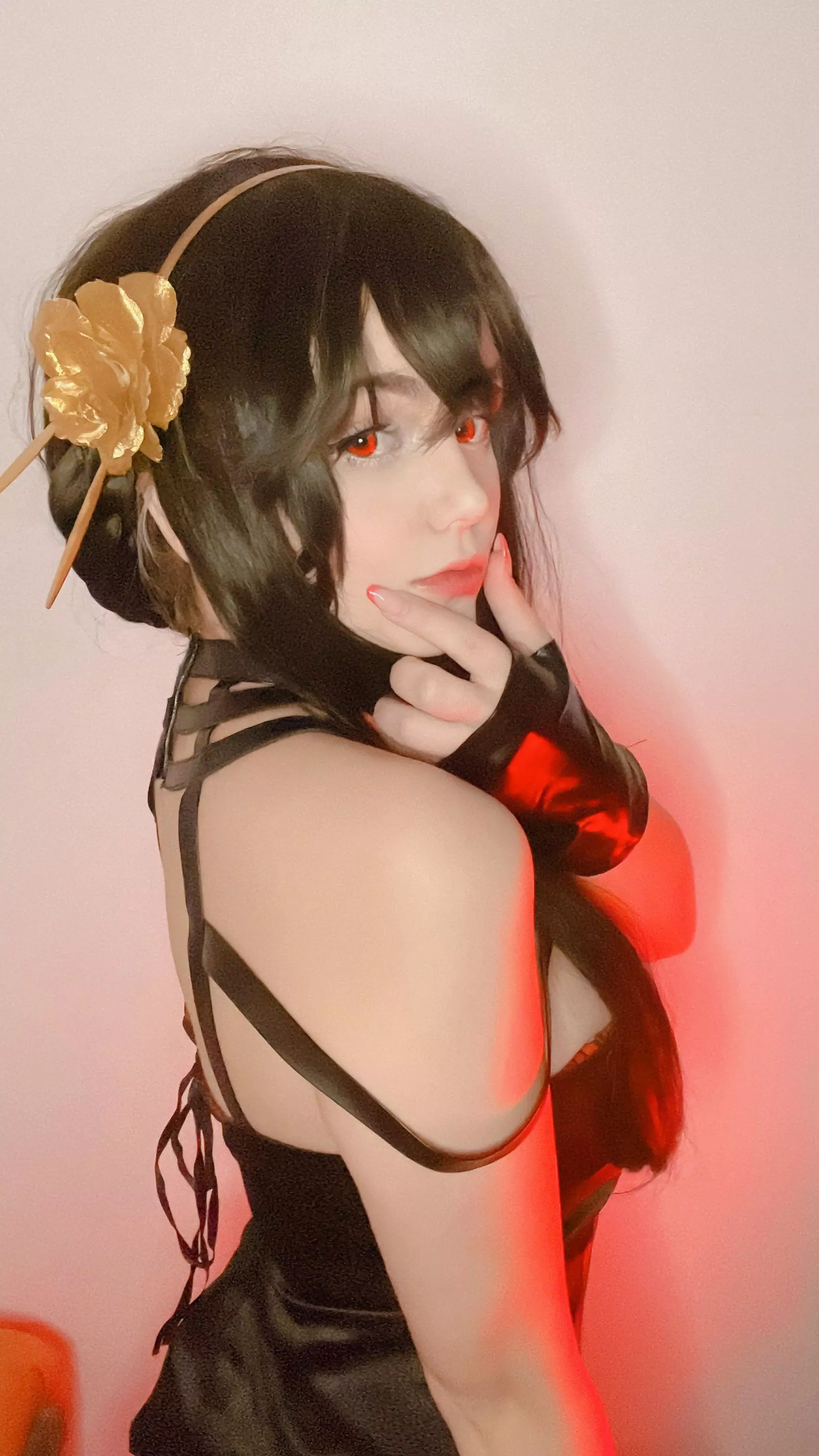 Yor Forger cosplay by Asmo Desu 🌹❤️