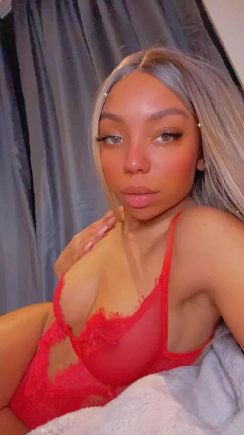 you can baby my 18yo body🫶🏻