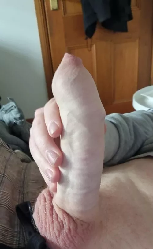 1 - 10 ft. Bad camera angles and a semi