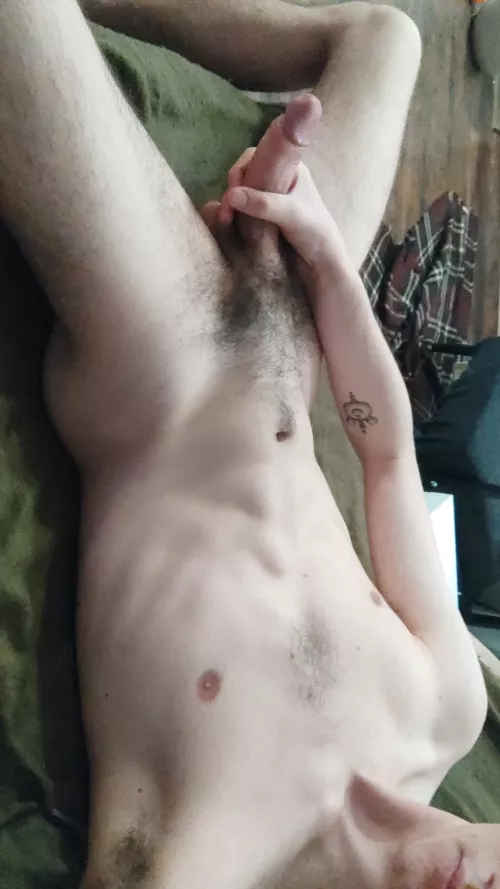 19 @zaro_raro hmu with a pic hairy, hung, face+++