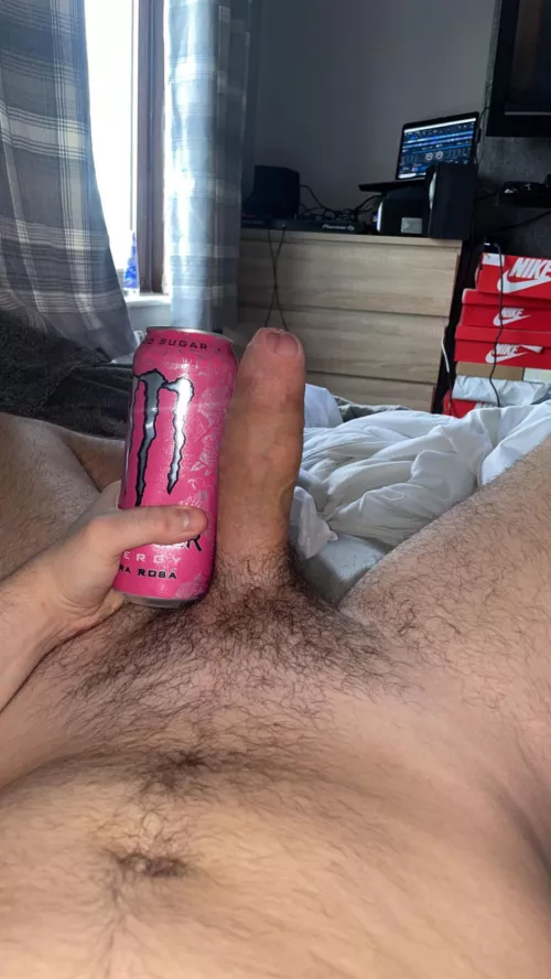 21, Need a sissy femboy to drain my balls. My snap is bigdom8in