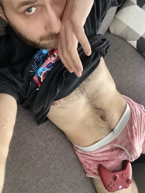 [23] can you guess my favourite colour?