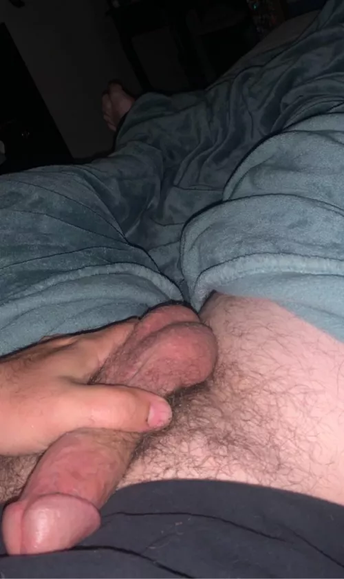 24 straight but want to see some uncut bros add me gsbigdick if you’re down