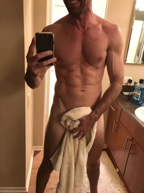 [40] Chicago newly single DILF