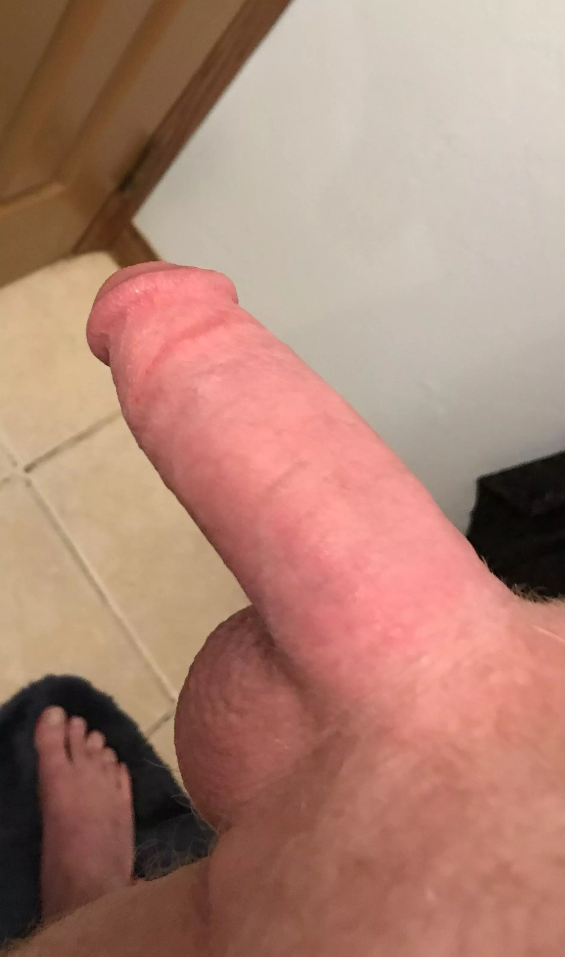 (41)Just some swinging meat. Started chubbing up thinking about the married lady I fucked on tinder earlier today (23 F). She said i broke her pussy 😂. About to go fuck the wife senseless. Can I fuck yours too?