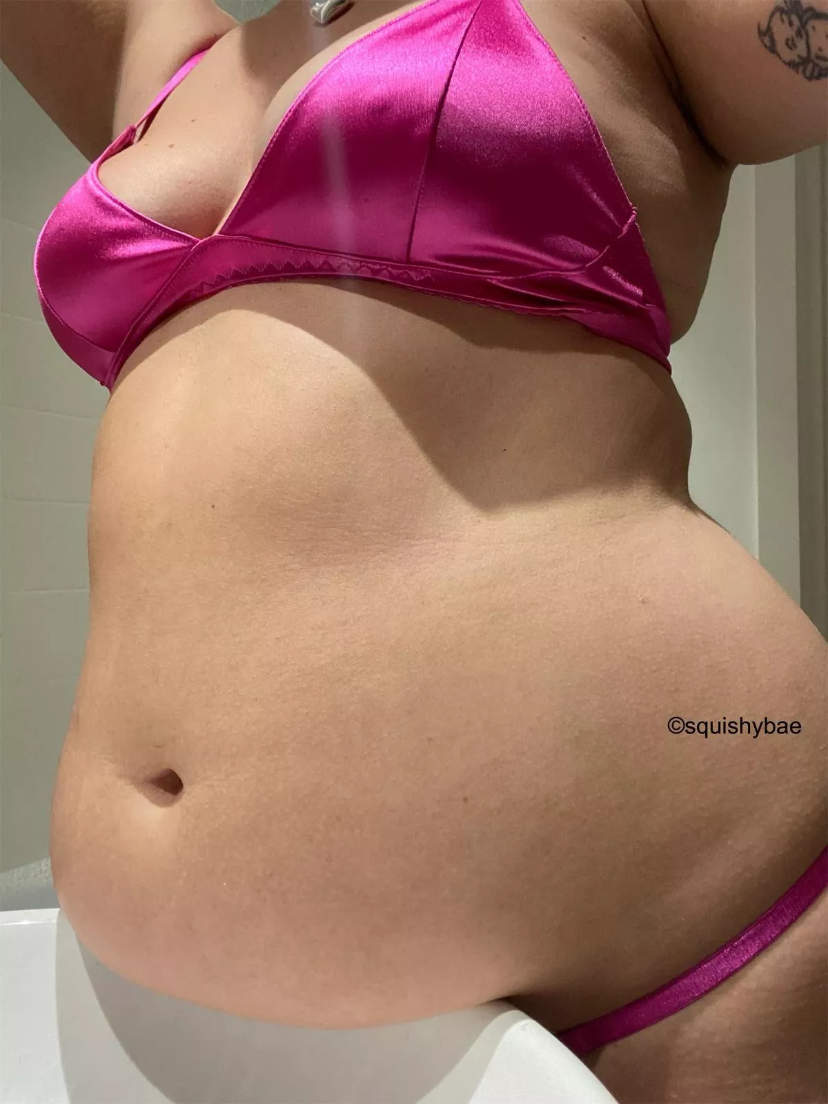 Bet you wish you were the sink 😏💕