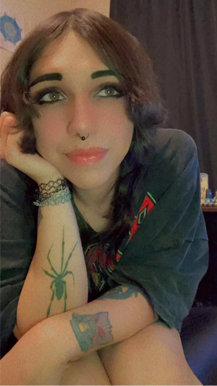 Boneless wings are just overpriced nuggets 🤭