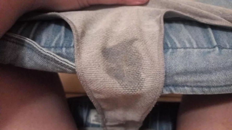 Challenged to not cum for a week. Day two yesterday was proving to be a bit of a challenge.