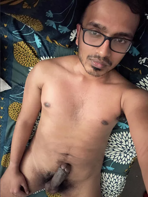 Come play with my brown controller. DMs open.