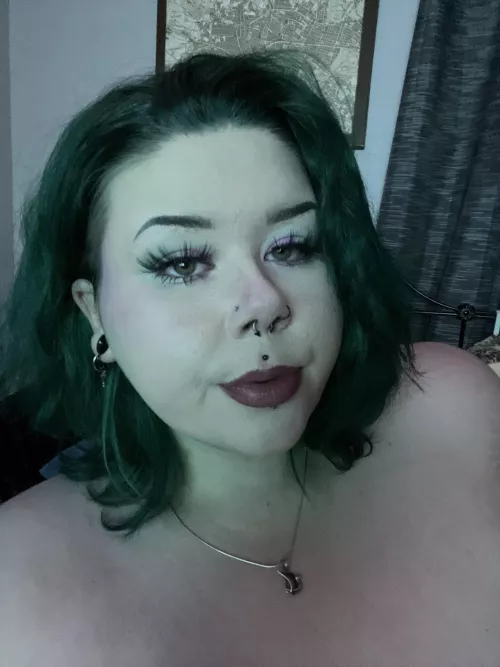 couldn't post earlier because reddit sucks but hi hello <3