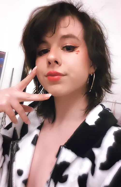 do u like my makeup? ^^